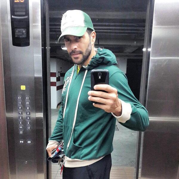 CFLlano's tweet photo. Diiiiosss Q Divino, Provoca comerselo Todiitooo ♥ @juanpablollano Bellisimo siempre! Diosito cuidalo muchisiimoo ;;) http://t.co/tX5nzcFnai