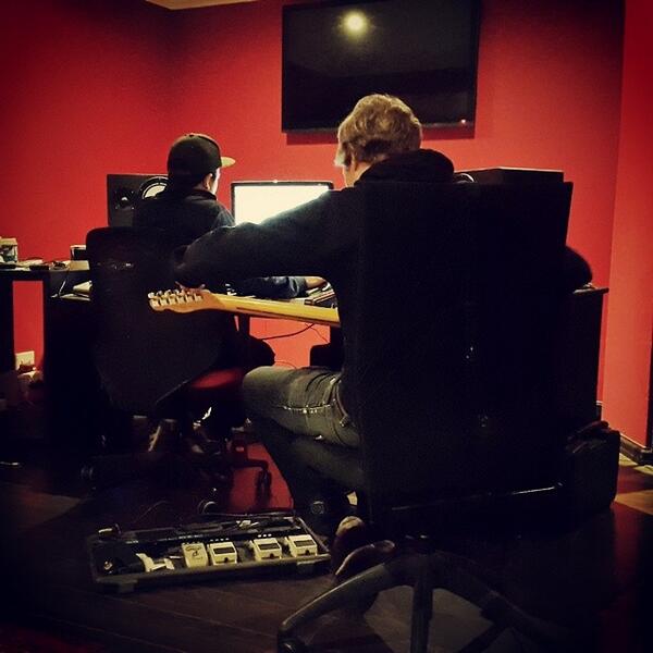 NewHopeClothing's tweet photo. #newhopeclothingfamily busy all over! @CrashCarBurn working on a new track at @TigerFightMusic! Yeeeees! http://t.co/FfLfzNhMWt