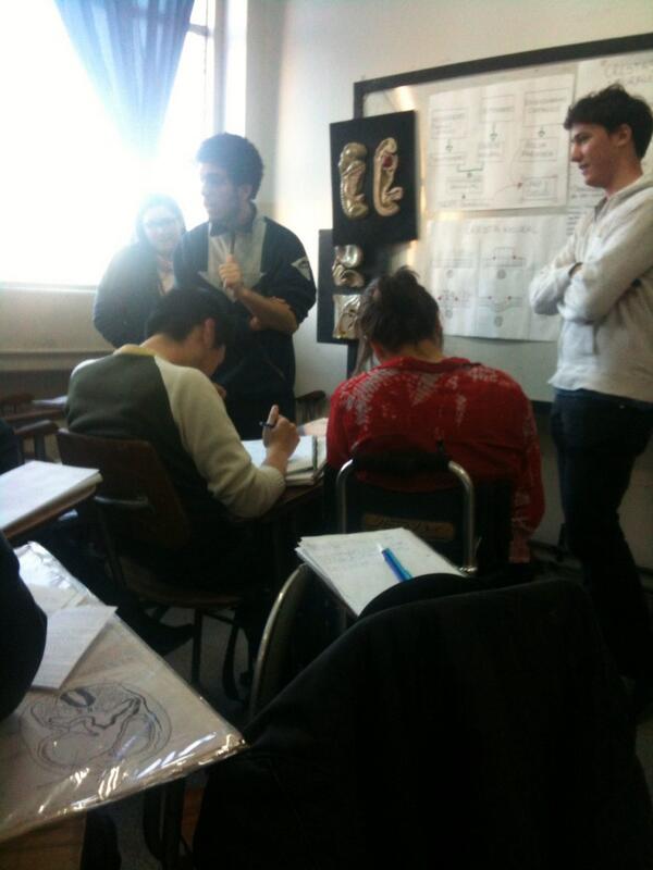 ezeqvarela's tweet image. Clase magistral de crestas neurales, por Juan Gómez, muy bueno! #EmbrioCat1 @latestaperaria @UBAMedicina