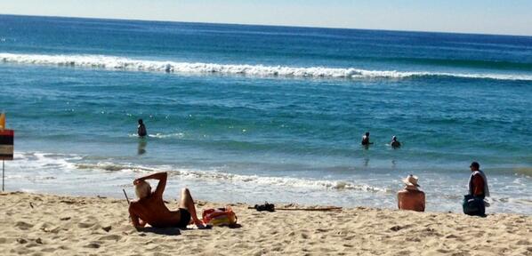 FlowersQLD's tweet image. Pack your cossies for #commference! RT @DarrenCurtis9: Winter swimmers at Burleigh, sun's out @9NewsBrisbane
