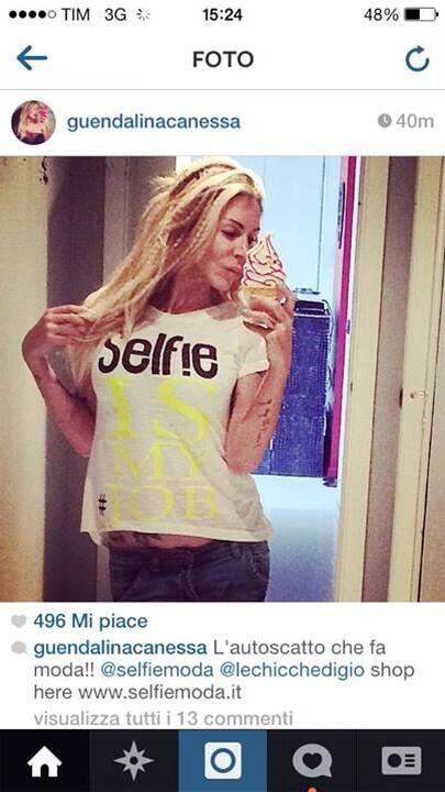 SelfieModa tweet picture