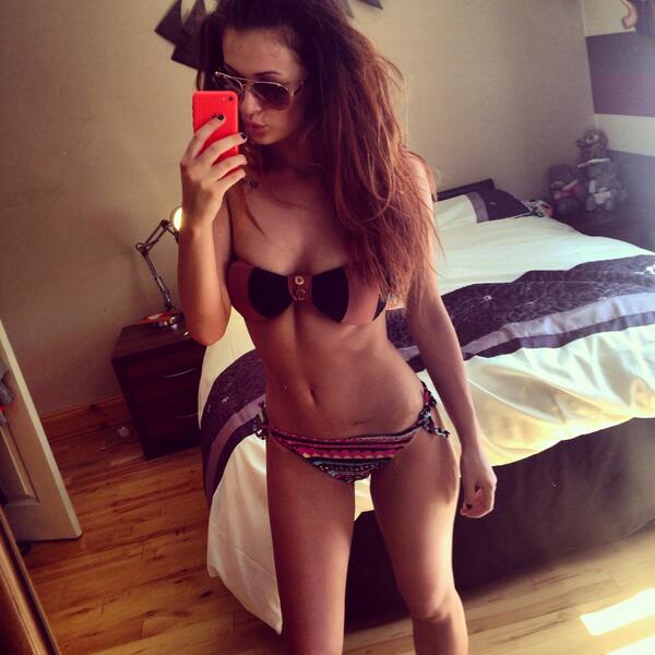 smileycorrie's tweet photo. Sun is amazing these days😍 http://t.co/8IdiF0y2Dw