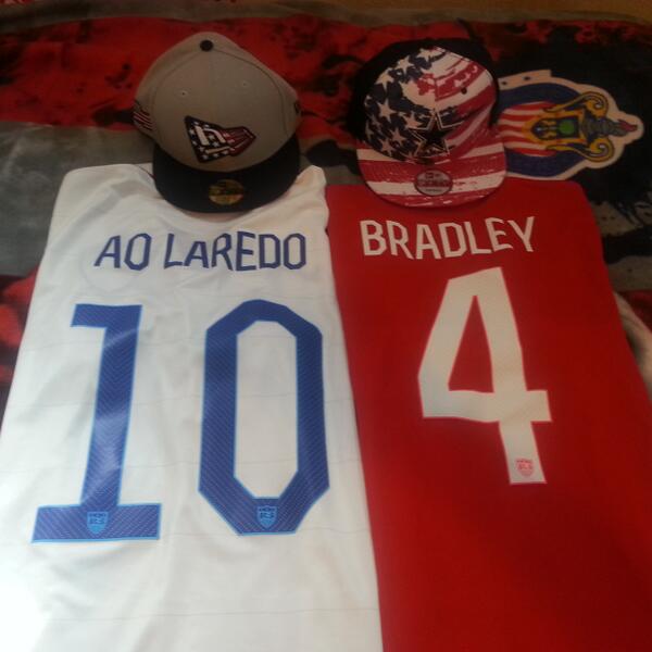 Marco16Jr's tweet photo. Let's Go #USMNT! #AOLaredo http://t.co/KXvaOstrHZ