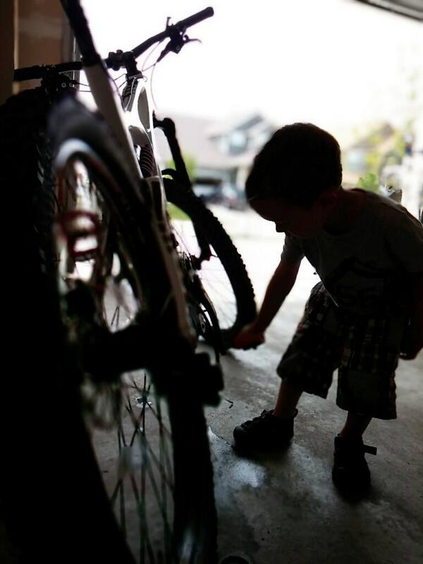 badchad's tweet image. Site is back! A couple thoughts on Man-Lessons my bike taught me: themountainbikelife.com/2014/06/like-m… #manlessons #TMBL