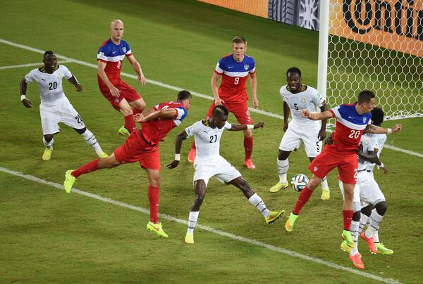 Футбол чемпионат 2014 игра. США 2014. Гана США. Празднование Bear футбол.