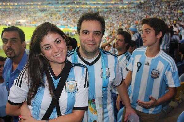jyfeghali's tweet photo. “@santii_1121: Yesterday at the game 💙💛 http://t.co/Zv6f6BPl4f” #WorldCup2014 #Maracana #Brazil #RioDeJaneiro #ArgentinaVsBosnia #Love