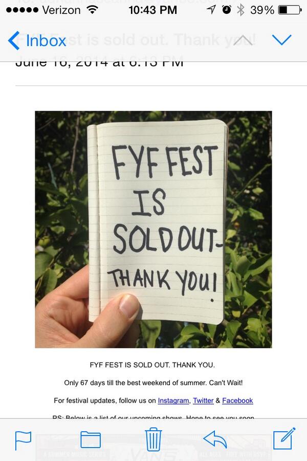 dree_zy's tweet photo. FYF whooot whooot http://t.co/QjL1KhgQxo