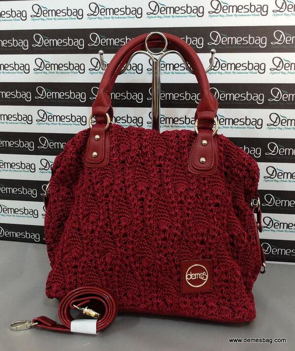 demesbag's tweet image. Leafcase marun 40x30x13 , 315.000
#rajuthalus #tasrajutjogja #goodqulity #resellermurah #rajutjogja #handcraft #rajut