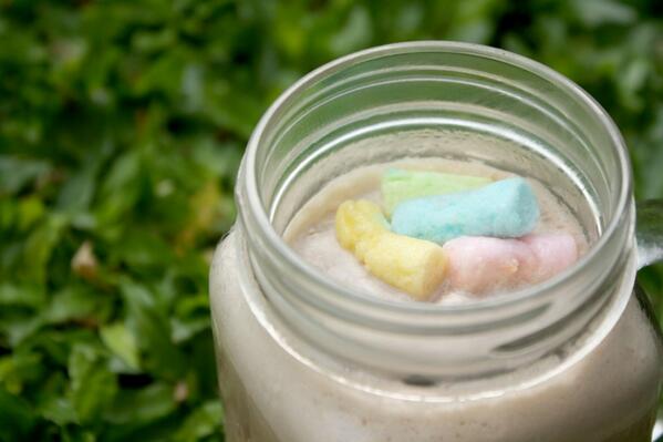 Siapa yg lagi kepanasan?? Pengen ini ga?? Dingin, segerrr..