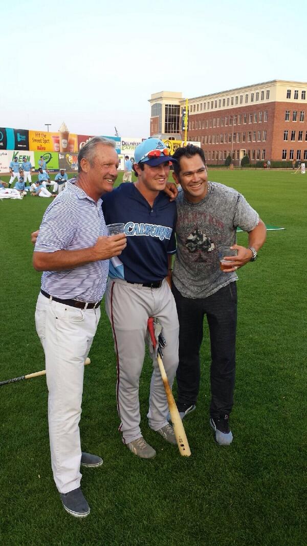 Storm_Baseball's tweet photo. George Brett, @Hunter_Renfroe and Johnny Damon ham it up. That's a lot of talent in one photo! #FroeKnows http://t.co/n9w4YBe51Y