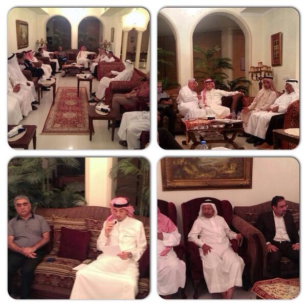 SuhailAlgosaibi's tweet photo. أثناء زيارة مجلس المشعل البارحة حيث تحدثت عن قيم و أهداف المؤسسة البحرينية للمصالحة و الحوار المدني.
#bfrcd #bahrain http://t.co/JYy9sjSMBD