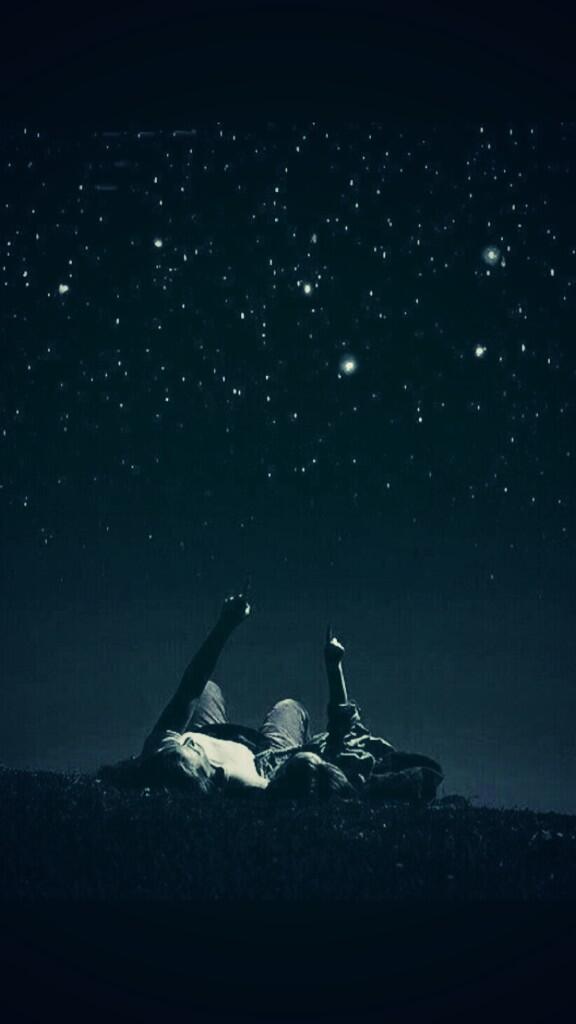 GoaIsForCouples's tweet photo. Late night cuddle star session😍 http://t.co/dnKtJsGIQZ