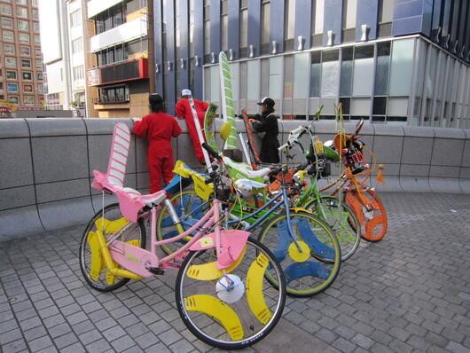 すけbot スケボー垢 Sur Twitter 自転車の暴走族が現れたり 気まぐれで注意する警察がおったりと その割にレッドブルの撮影に使われたりとか まあいろんなことがあるスケボースポットアメ村三角公園です アメ村三角公園 Http T Co 8e5om5d6iw Http T Co すけbot スケボー垢 Sur Twitter 自転車の暴走族が現れたり 気まぐれで注意する警察がおったりと その割にレッドブルの撮影に使われたりとか まあいろんなことがあるスケボースポットアメ村三角公園です アメ村三角公園 Http T Co 8e5om5d6iw Http T Co