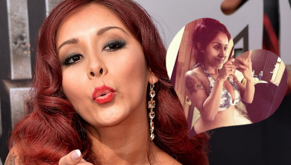mtvitalia's tweet photo. Al grido di #pregnantsummer, Snooki è alle prese con la prova costume http://t.co/DJa1qLFCka #snookiandjwoww http://t.co/BrnawXkbLv