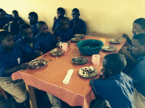 @MINEDUC1 <a href="/Mharebamungu/">Mharebamungu</a> Today school feeding program launch in Kamonyi district!