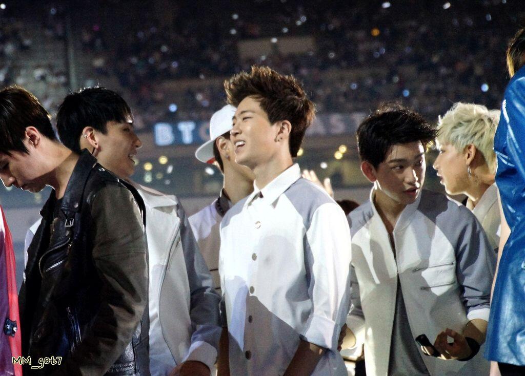 BqUZCieCMAAS2Uq.jpg:large