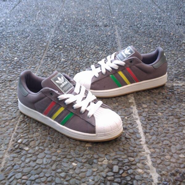 rafa__shop's tweet image. Adidas Originals Superstar II IS | size 43/3 | idr : 499.000 | order cek Bio