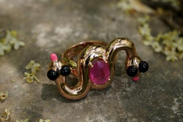 PringParis's tweet photo. Caduceus ring in pink ruby and gold with hand painted hot pink tongue and black eyes #ring #pring #pringparis #paris http://t.co/iQHFkc2QrC