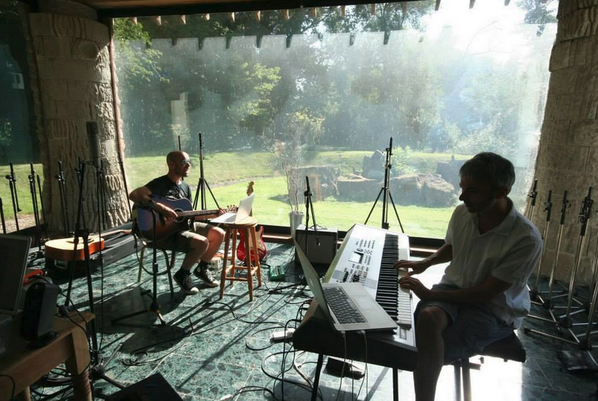 IvorsAcademy's tweet photo. EVENT: Last few places ... 4-day #Songwriters Retreat @MonnowVStudio 3-7 July from £395 http://t.co/uh1gL1OiMO http://t.co/T2Uw1m8G5F