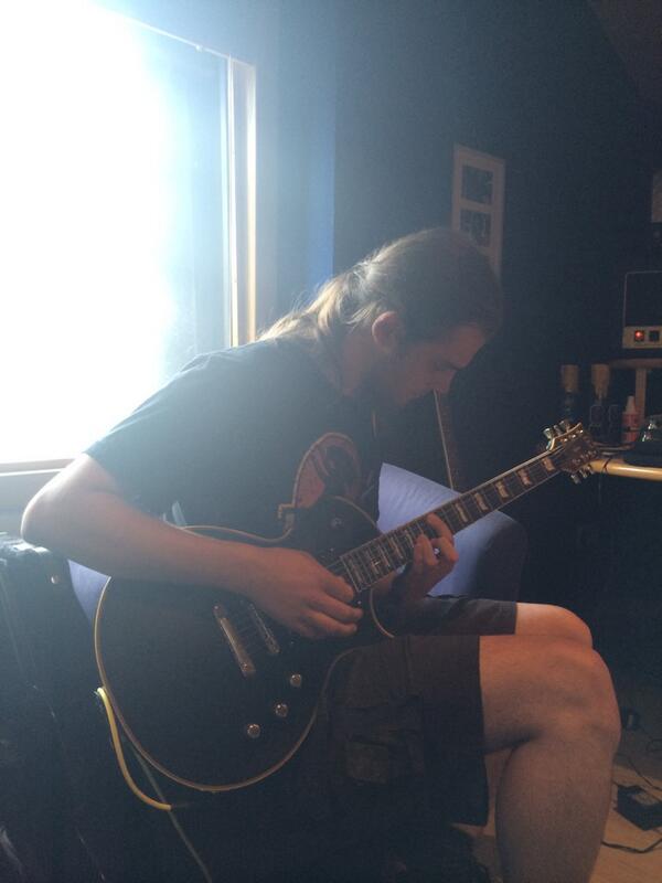 KillJoyCity's tweet photo. Mork throwing down some lead! #lionsofmetal #recording #guitar #metal #heavymetal #uk #unsigned MonochromeProductions http://t.co/5IoKtVoP8k