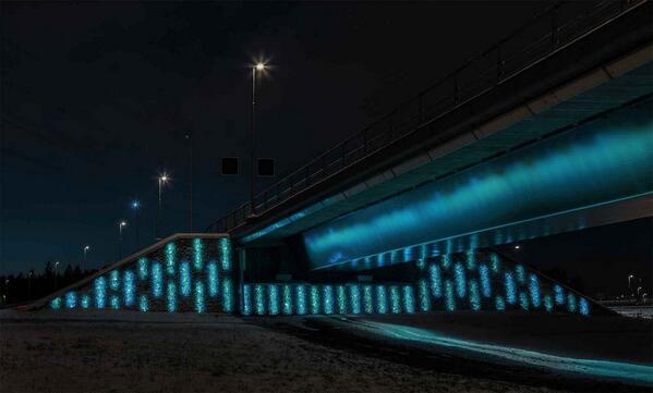 zoecastle's tweet photo. CueCore controls Kista Trafikplats Bridges in Sweden: http://t.co/gh1NhJNBoi http://t.co/Sil3Utm6Jz
