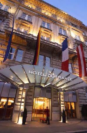 Contractor_Rick's tweet image. Beautiful French Hotel good customer service 5star rate from me
