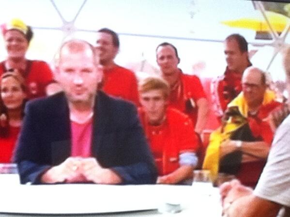 StijnNeirynck's tweet photo. Thijs vol beeld http://t.co/tIA9E2mvhM