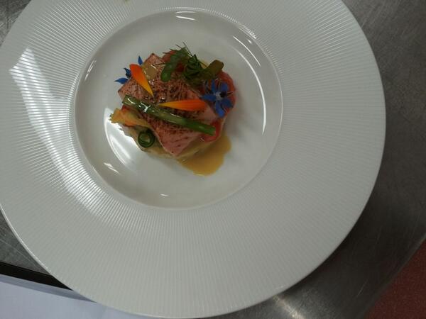 Even een dagje examineren op het Noorderpoort college @WernerDrent <a href="/JdeVries15/">Janny de Vries</a> ...De jeugd kont er aan..