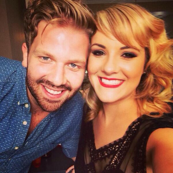 AmberCIsPerfect's tweet image. It's so sweet how @dranmicheal was taking amber to her first awards show.