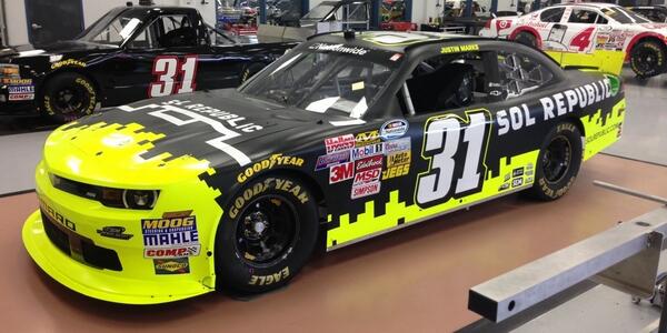 SOLREPUBLIC's tweet photo. The new @JmarksDE and @TSMotorsports car is looking pretty clean. #Jmarks31 http://t.co/73ki07ENlY