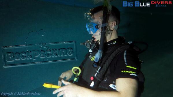 BackPackingTwit's tweet image. Il mio ultimo advanced diving training! #scuba