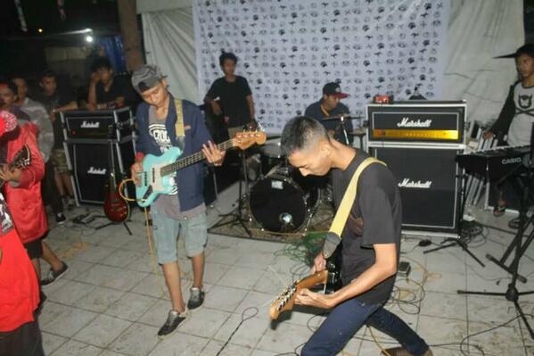 Official_BFHC's tweet photo. @MAyat_Curcol @kiki_alvarezi http://t.co/ihruMZrrws