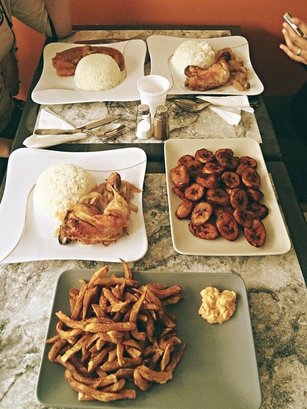 foodside45's tweet photo. #Mafé #Yassa #PouletYassa #Aloko #FoodSide #AfricanTouch #RueDeBourgogne #Orléans http://t.co/5ZSZSy3CvF