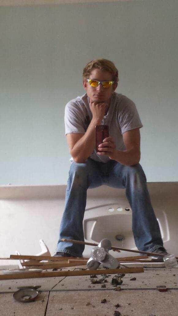 ACvenny's tweet photo. #workselfie http://t.co/nEVdAQ4oXJ