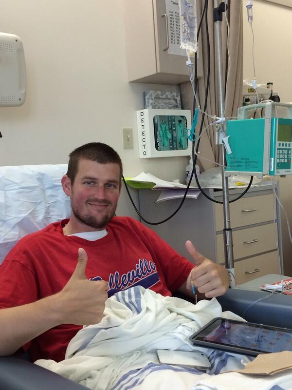LikeMike618's tweet photo. Treatment day. 9 months in to treatment. #refusetolose #kcancer #wintheday #winthebattle #heartofachampion @JMotte30 http://t.co/A3Fd9JGr4u