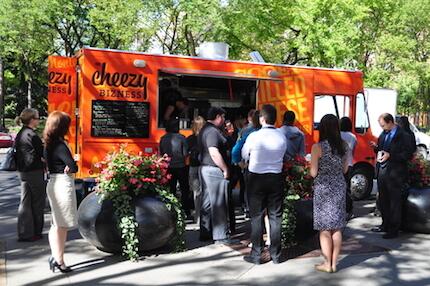 epicurious's tweet photo. Study: Food Trucks Are As Safe As Restaurants: http://t.co/mbcuIfAzCI http://t.co/hnSJ1FKM07