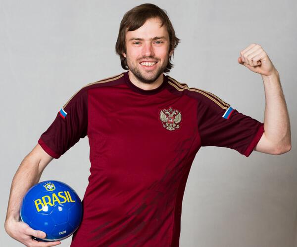 Сегодня никакого покера, смотрим футбол. Удачи нашим!