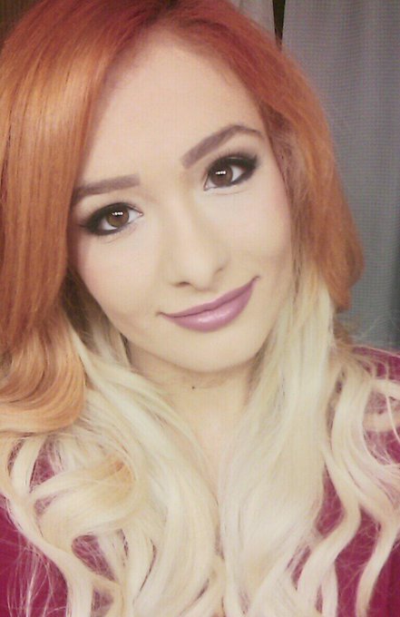 Watch Scarlett Bordeaux's leaked NSFW photo on TwXstars