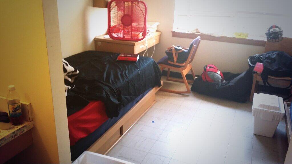 COACH PRIME on Twitter "My Dorm room at Texas A&M Commerce for Truth