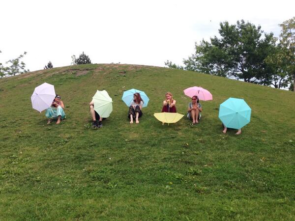 shootingmoontv's tweet photo. Wrapped!!' Great way to end a shoot: Bollywood dance number in the park!thanks everybody! http://t.co/aG8VbPa7U4