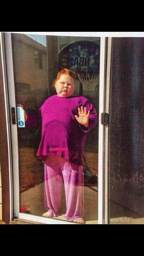 CaughtSlippinn's tweet image. When your grounded an your friends out their playin