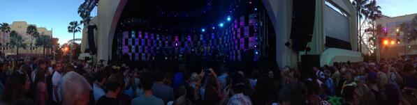 CSammons's tweet photo. @UniversalORL and @FallonTonight jetting ready to for @jimmybuffett http://t.co/iWp43mko2w