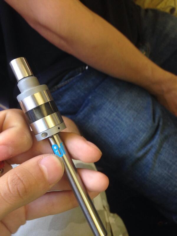 Vaperproblems's tweet image. Am I doing it right?