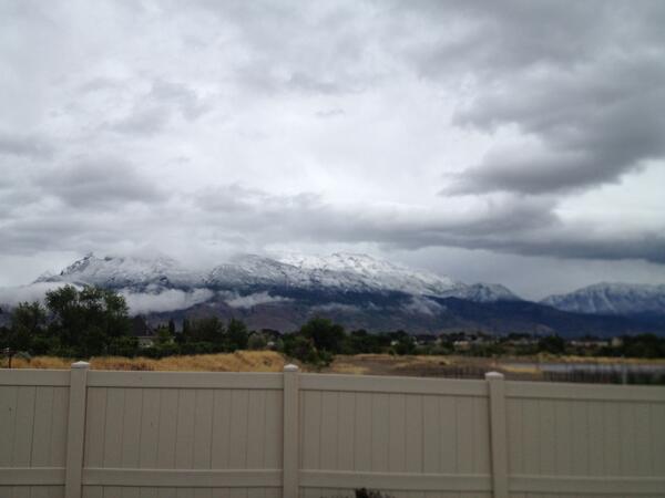 ShirlLeBaron's tweet image. View from my backyard. Mount Timpanogos. #SnowInJune
