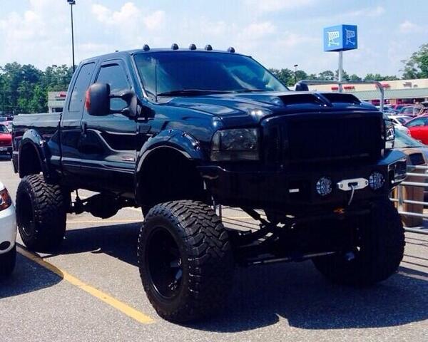 Jacked Up Trucks on Twitter: "#Ford http://t.co/tc3hpsvTlW"