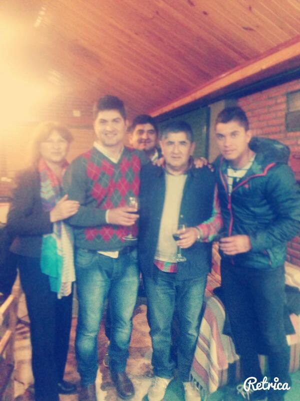 AlvaroFMelian's tweet photo. como te quiero viejo querido! feliz cumple! 😁 ! http://t.co/3vv3mZoxGQ