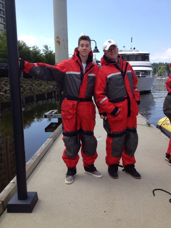 Alan_Thicke's tweet photo. @seavancouver Day off cruising with son the third.#doilookfatinthis? http://t.co/YyrHF8R2Ao