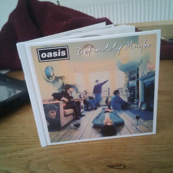 samjohnsonn_'s tweet image. Only gone and bought this beauty! @Oasis #DefinitelyMaybeRemastered