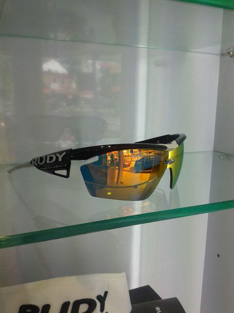 yeongwaimun's tweet image. Thanks #rudyprojectsg ! #genetyk multilaser orange lens #custom #wicked @RudyProject1985