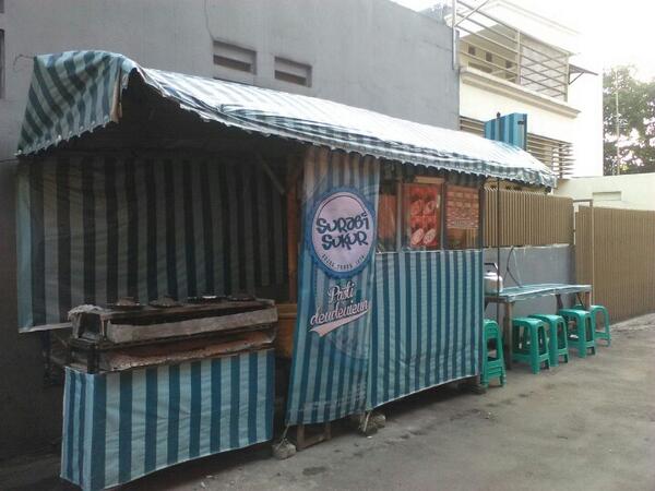 Kameldoonk's tweet image. Cc @CSSjakarta @CSSbali  @CSSbandung "@SurabiSukur: ayoo serbu keburu kehabisaaannnnn http://t.co/UPNgg9qx6X"